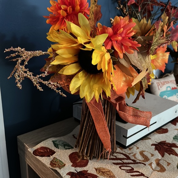 Fall Decorations - Picture 4 of 4